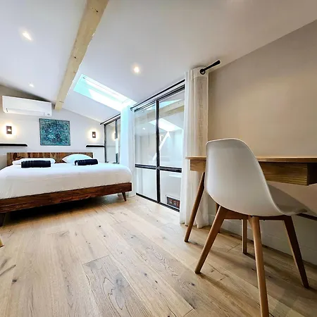 Le Dotec Mediterraneen - Triplex Dans Le Vieil Antibes