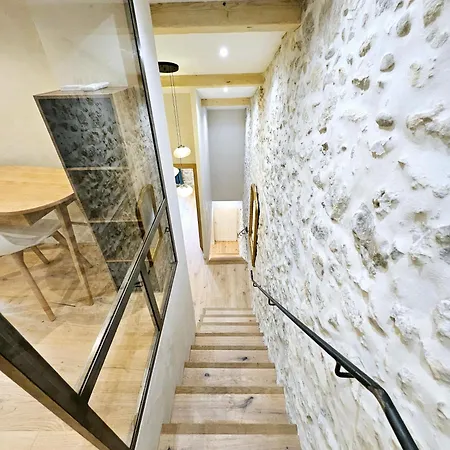 Daire Le Dotec Mediterraneen - Triplex Dans Le Vieil *