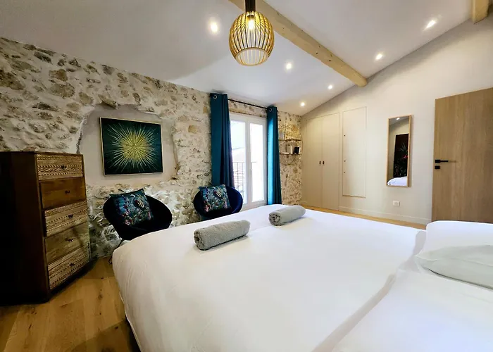 Le Dotec Mediterraneen - Triplex Dans Le Vieil Antibes